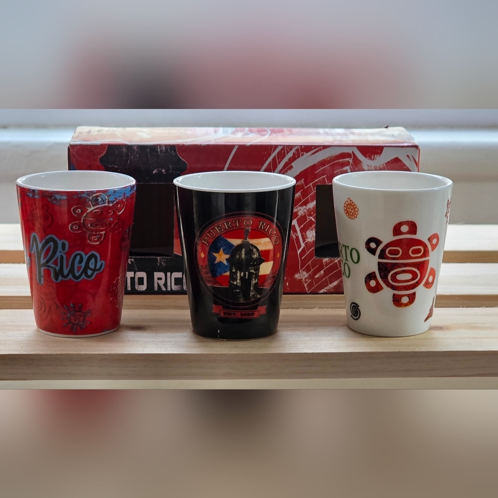 Puerto Rico Ceramic Shot Glass Set - Black, Red, White - Picture 3 of 6